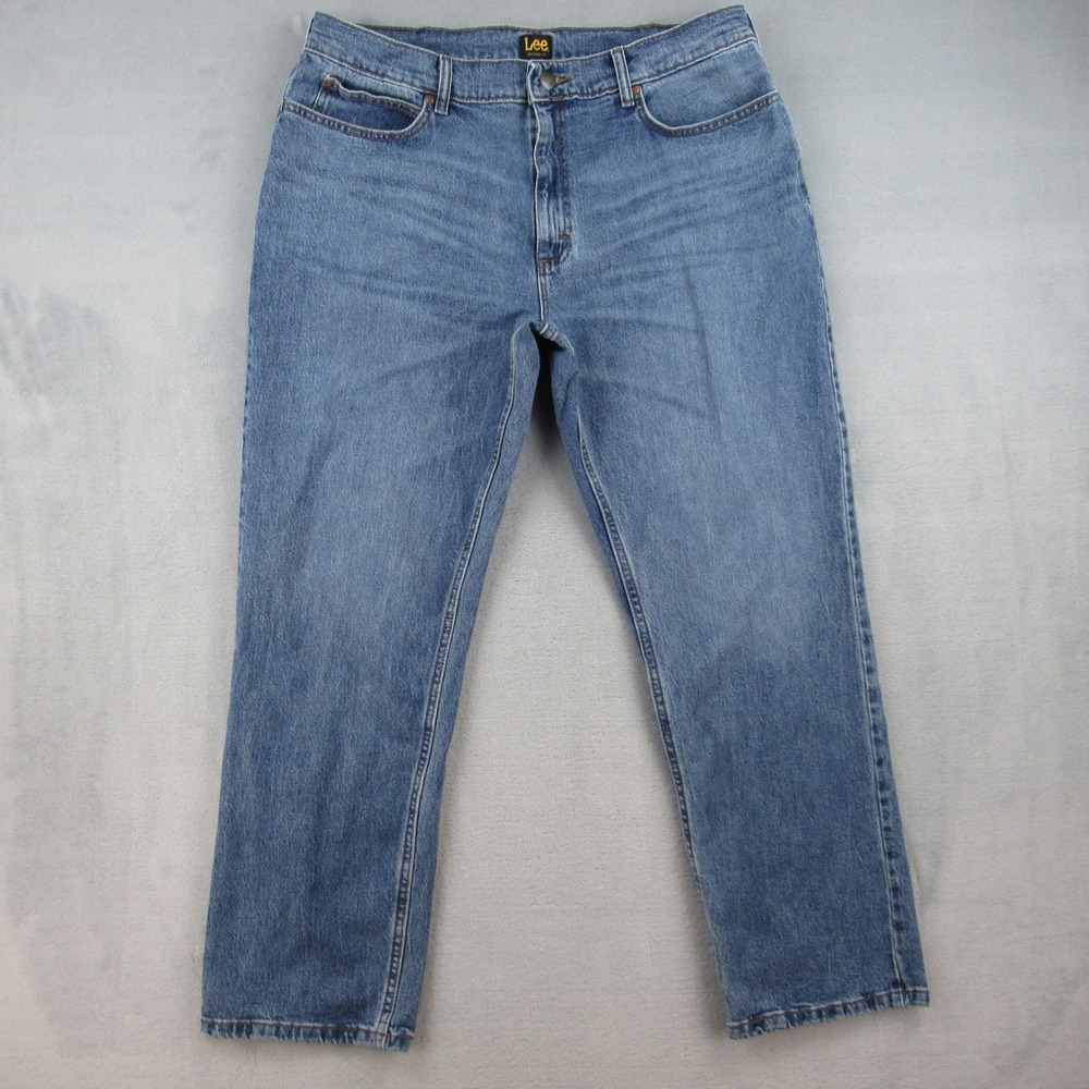 Lee Relaxed Fit Mens Blue Jeans Size 38 x 30 Medium Wash Stretch Denim 102025554